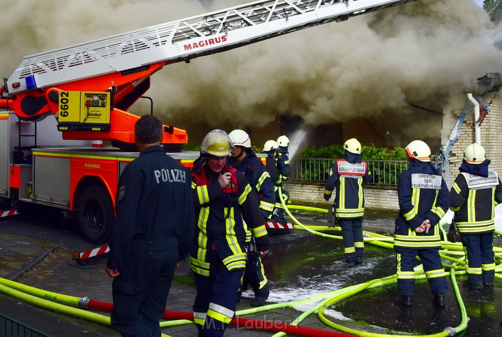 Feuer 2 Y Explo Koeln Hoehenhaus Scheuerhofstr P0077.JPG - Miklos Laubert